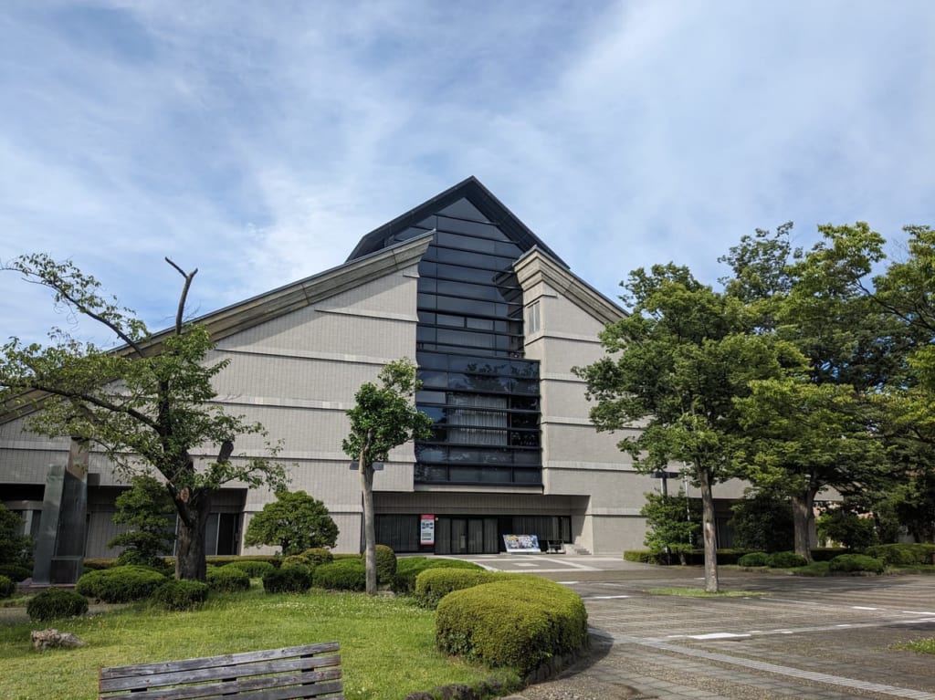 山形美術館