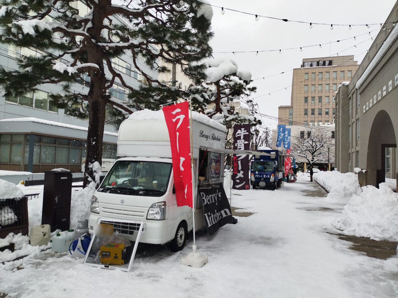 「山ラー」マルシェ