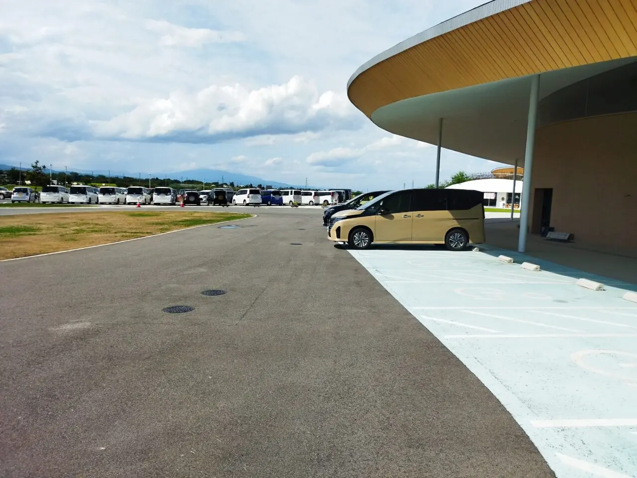 コパル駐車場