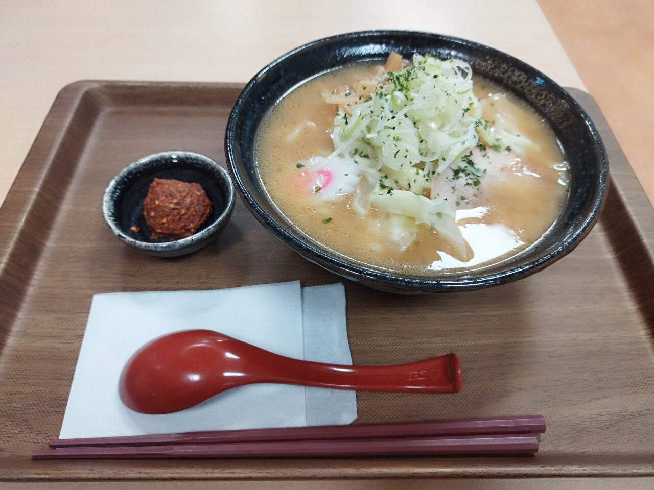 山交ビルB1フーズガーデン「山形辛みそラーメン」