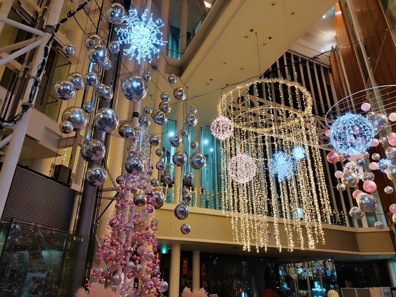 霞城セントラル ウィンターイルミネーション 2025