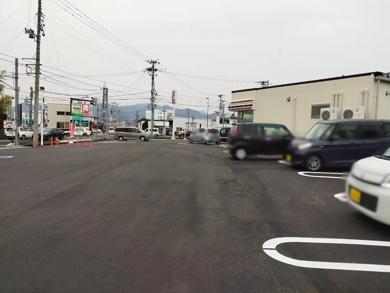 セブンイレブン山形江南2丁目店