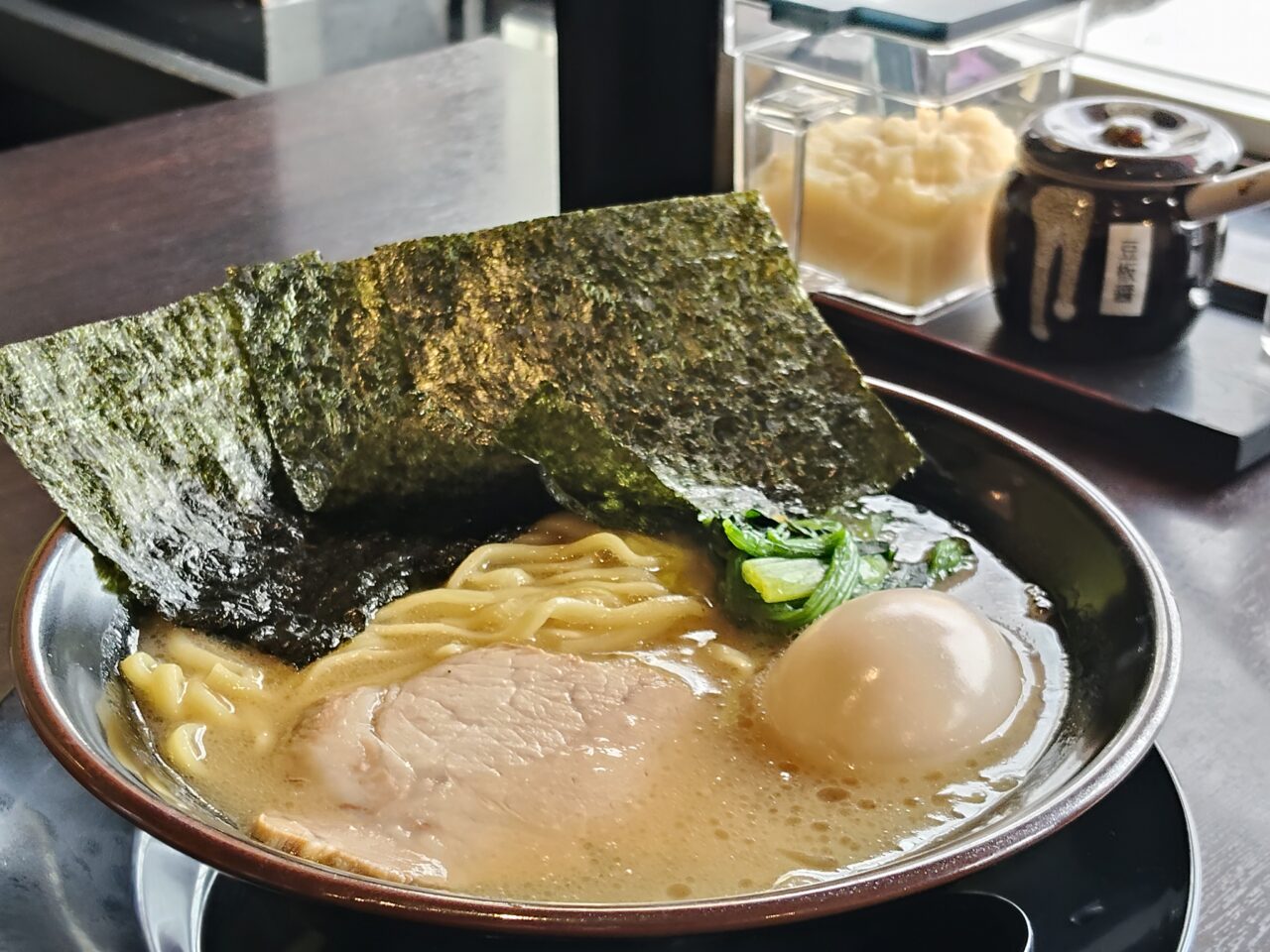 横濱家系ラーメン 虎堂家（こどうや）西バイパス店
