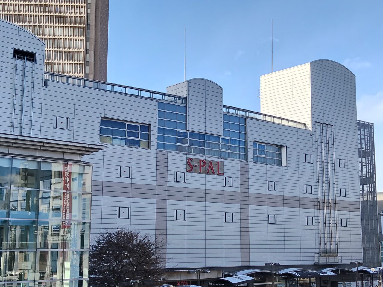 山形駅ビル「エスパル山形」