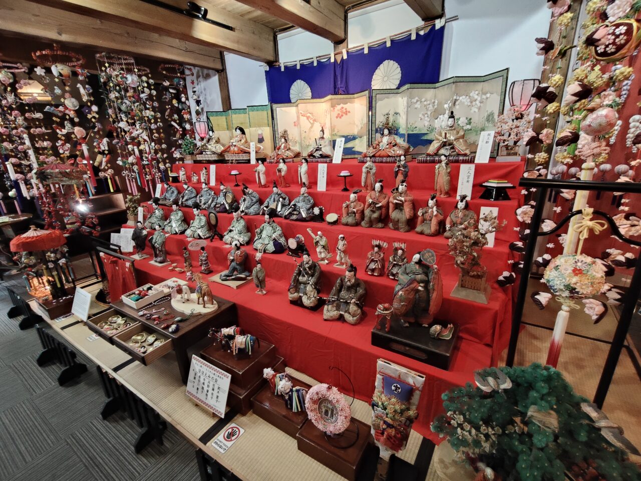 【企画展示】紅花商人の旧家に伝わる時代雛展